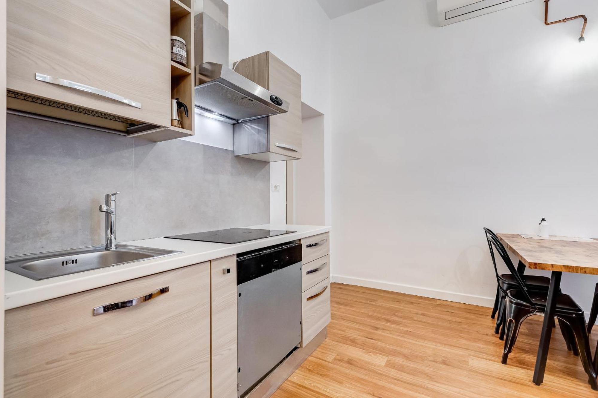 Bmga L Central Holiday House 2Bdr Near Vatican Рим Экстерьер фото